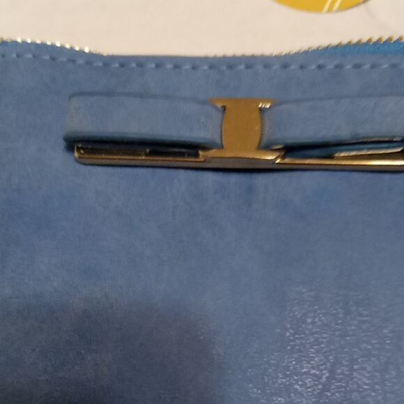 NWT Urban Energy Avenue Credit Card and Coin Purse Blue Clutch with Gold Accents - Picture 2 of 9